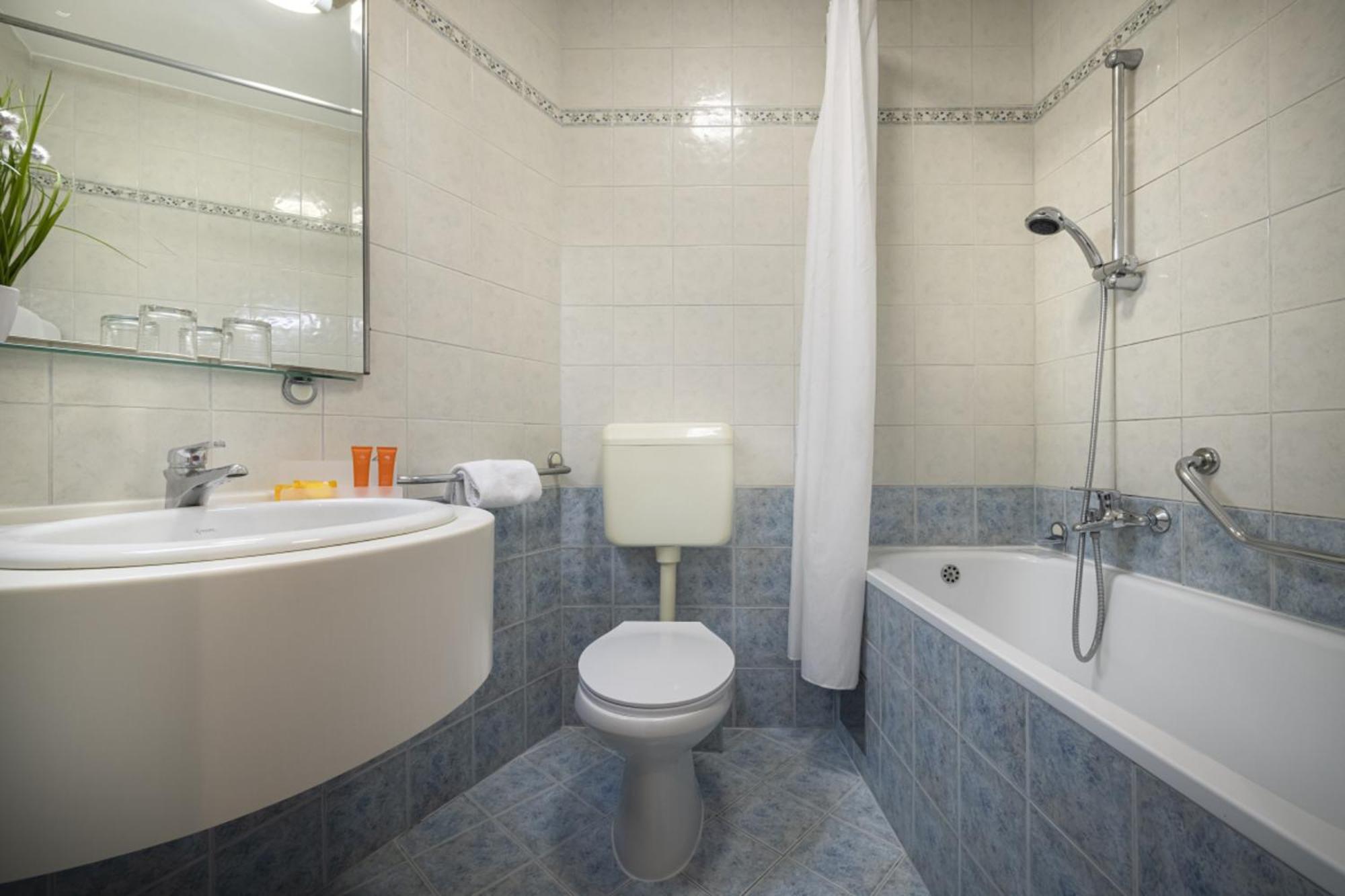 Rubin Hotel 3*