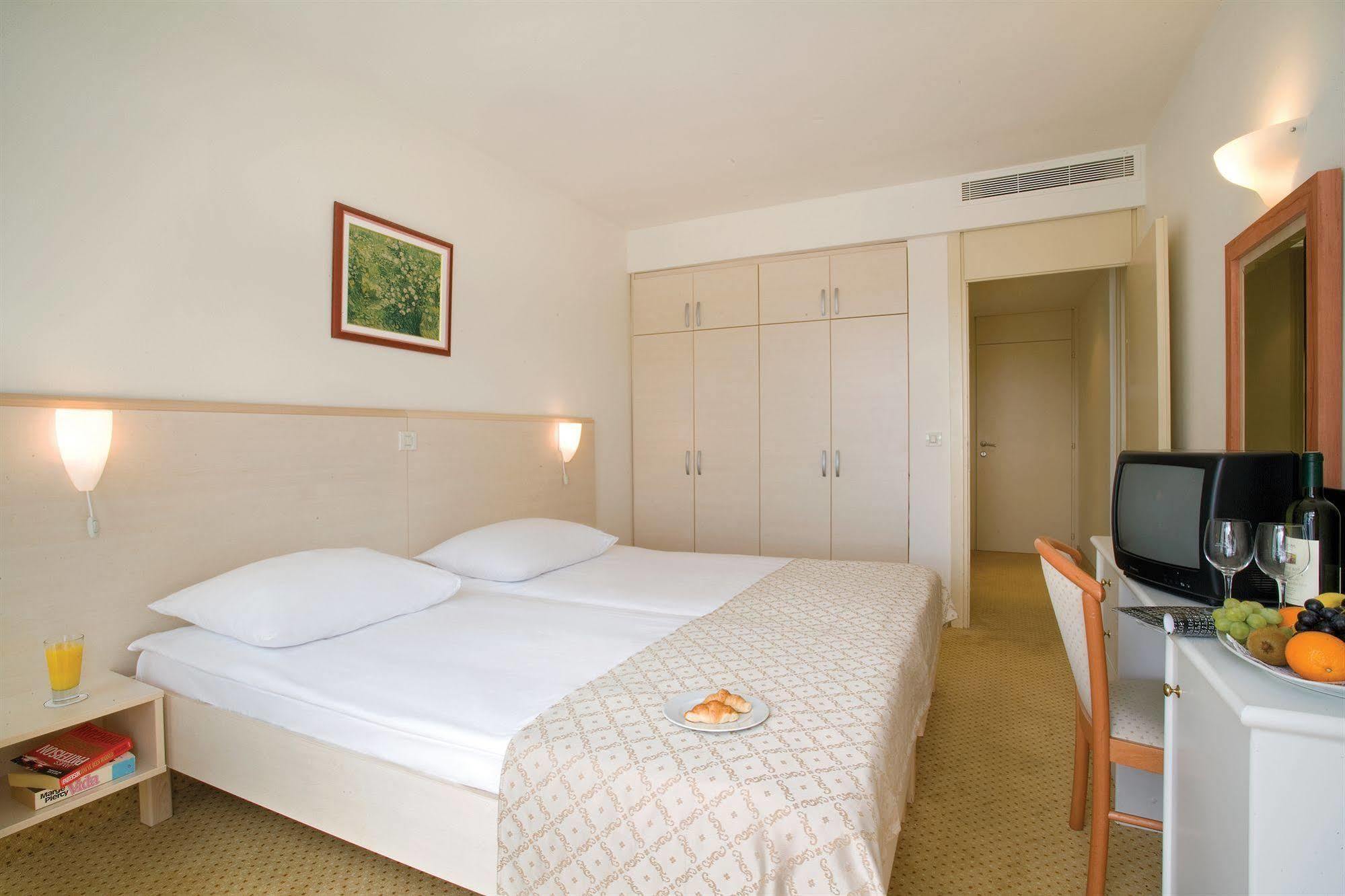 Rubin Hotel 3*